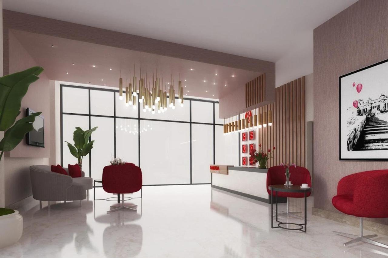 Ramada By Wyndham Van Εξωτερικό φωτογραφία